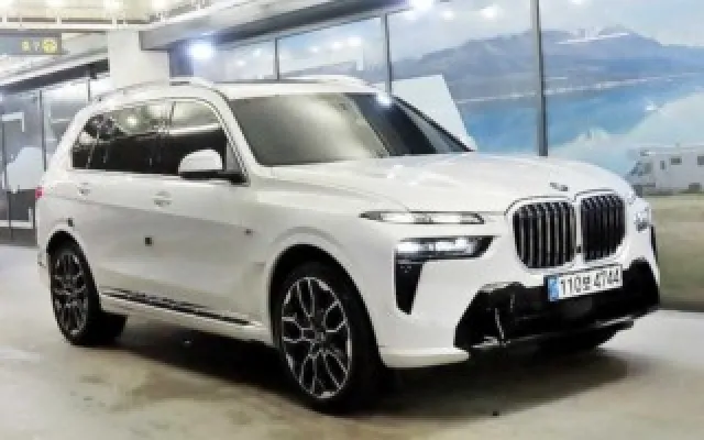 K5MX 중고차 X7 (G07) xDrive 40i M 스포츠 매물 사진 4 - 2025/10 10,028km