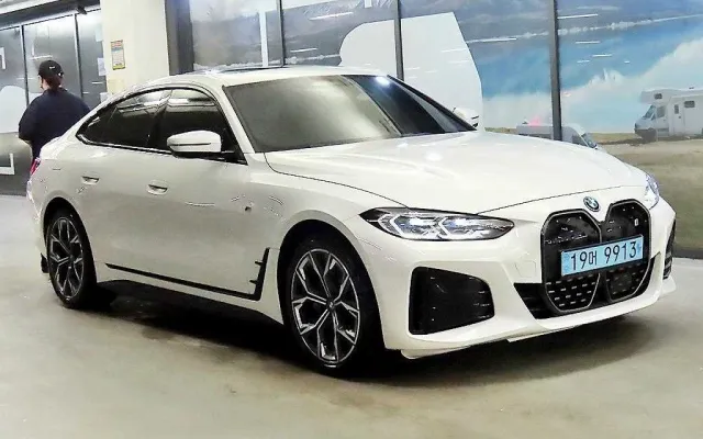 K5MX 중고차 i4 eDrive 40 매물 사진 7 - 2023/06 37,277km